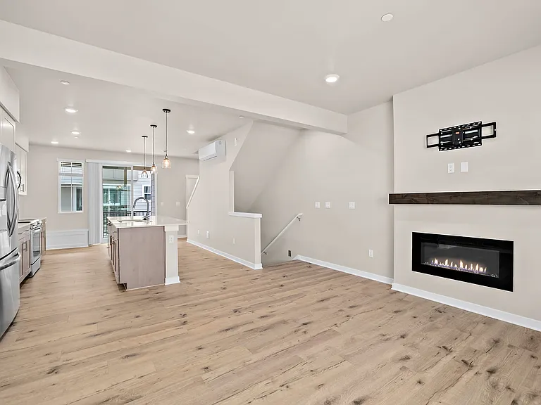 13730 Manor Way #E5 — Photo 15