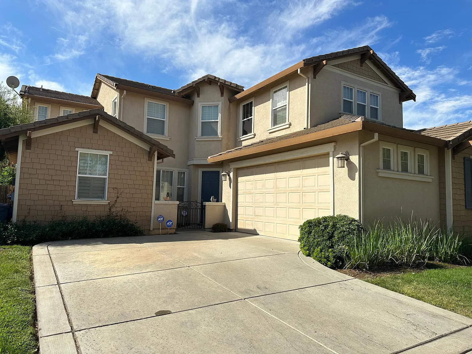 2378 Gabriel Dr photo 1