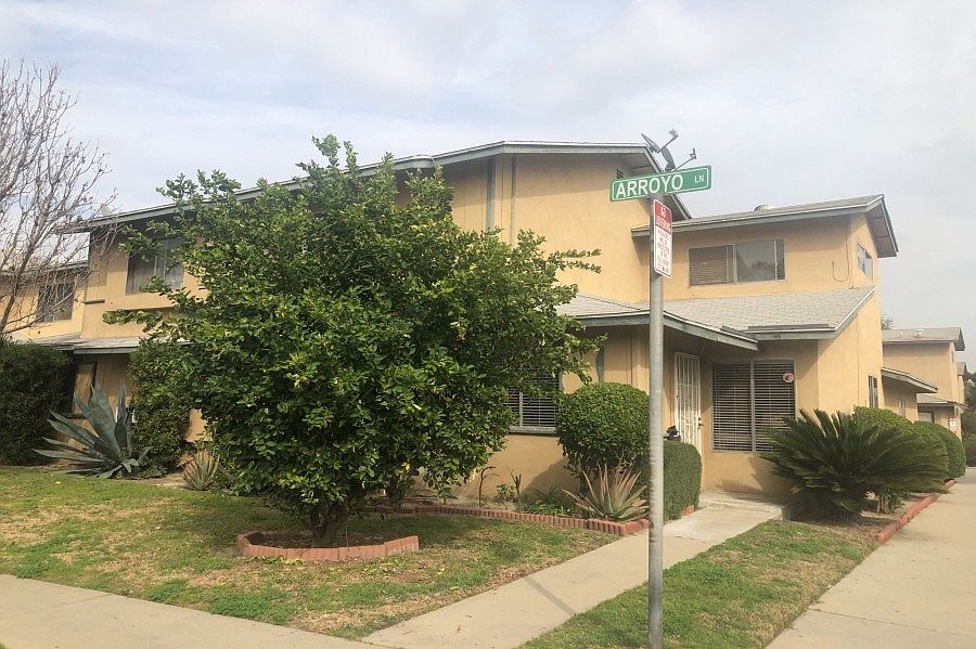 2nd image of 12828 Arroyo Ln