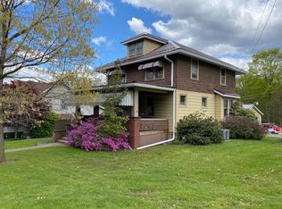 320 Greenville Ave, Mercer, PA 16137