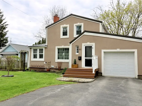 41 Bowery St, Spencerport, NY 14559