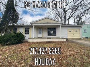 909 Holiday Dr, Danville, IL
