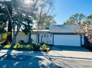 5877 Pikes Peak Way, Sacramento, CA 95842