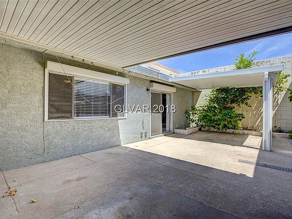 5th image of 3624 Blackstone St