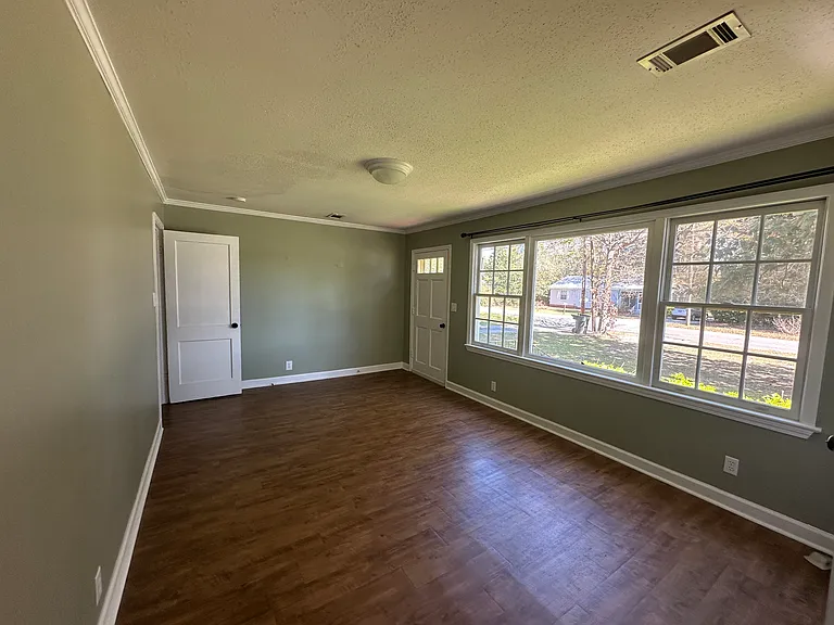 25 Carmel Dr — Photo 37