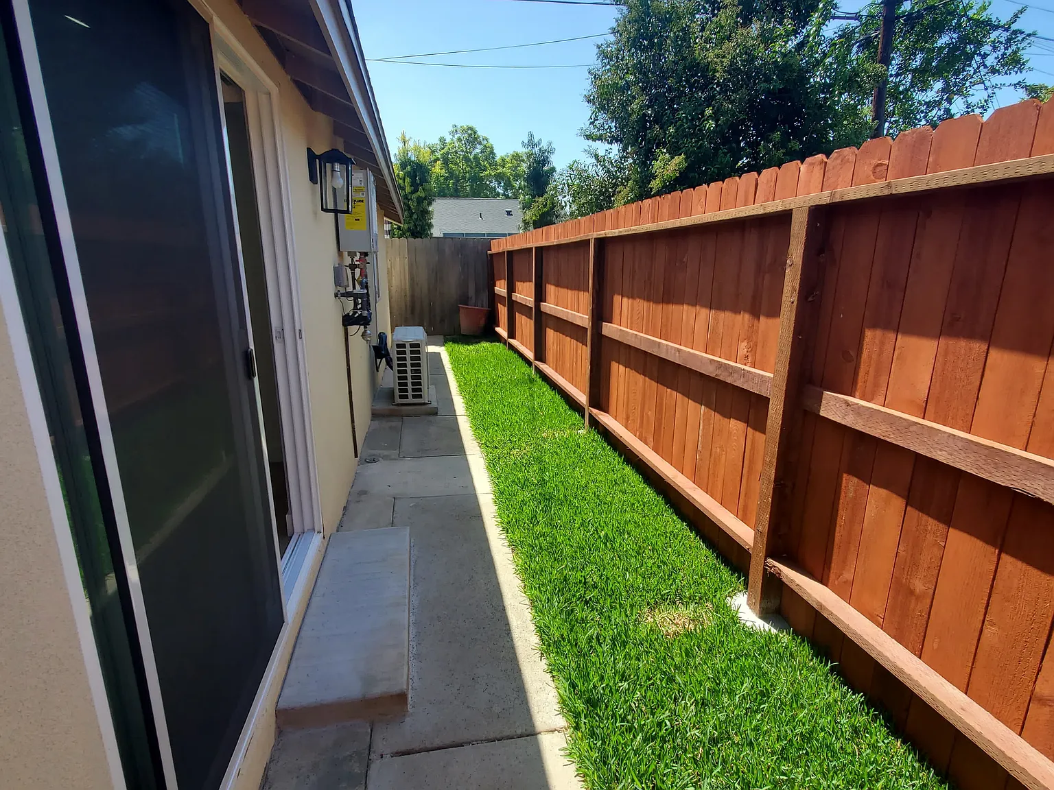2 bed, 850 sqft, $2,975 — Photo 3