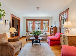 44 Boynton St Floor 2, Jamaica Plain, MA 02130