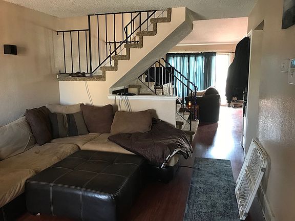 4th image of 2689 Clarendon Dr