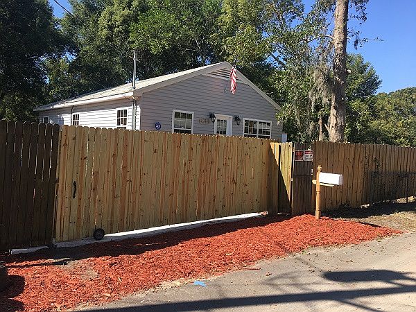 1st image of 4018 Ionia St