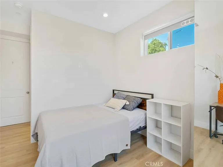 3105 S Normandie Ave — Photo 11