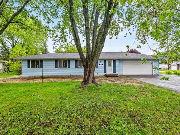 2407 Barbara Ave, Appleton, WI 54915