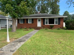 1009 E 14th St, Lumberton, NC 28358