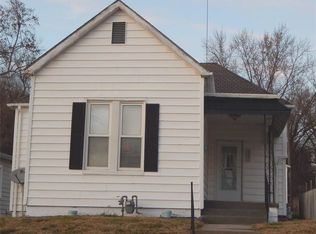 1907 Pacific St, Saint Joseph, MO 64507