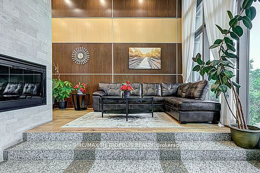 3rd image of 88 Grangeway Ave #609