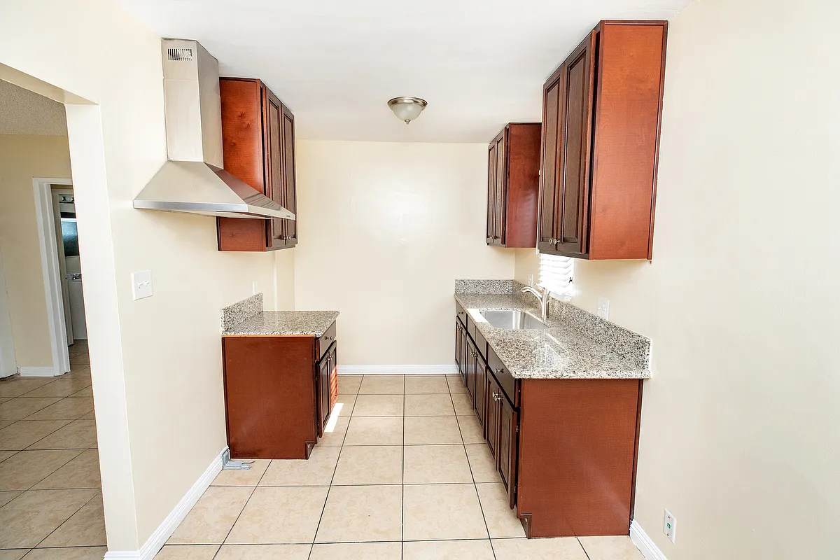 1 bed, $1,595 — Photo 4