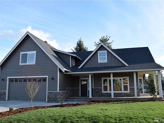 3rd image of 4623 Elmwood Dr