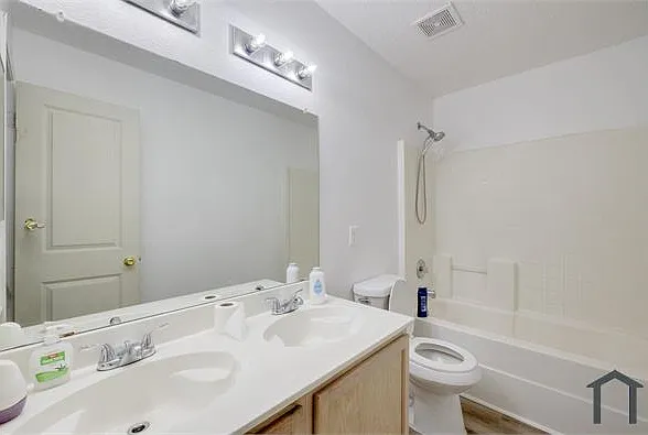 4260 Meadowknoll Dr — Photo 13