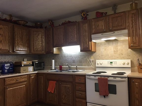 4th image of 3227 Kingsmill Ct