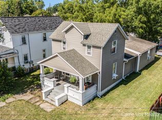 519 Bissell St NE, Grand Rapids, MI 49503
