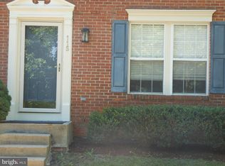 115 Foxbay Ln, Glen Burnie, MD 21061