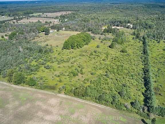 4th image of N 35th Rd
