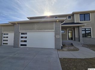 17007 Sarah St, Bennington, NE 68007
