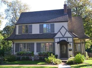 148 Nassau Rd, Huntington, NY 11743