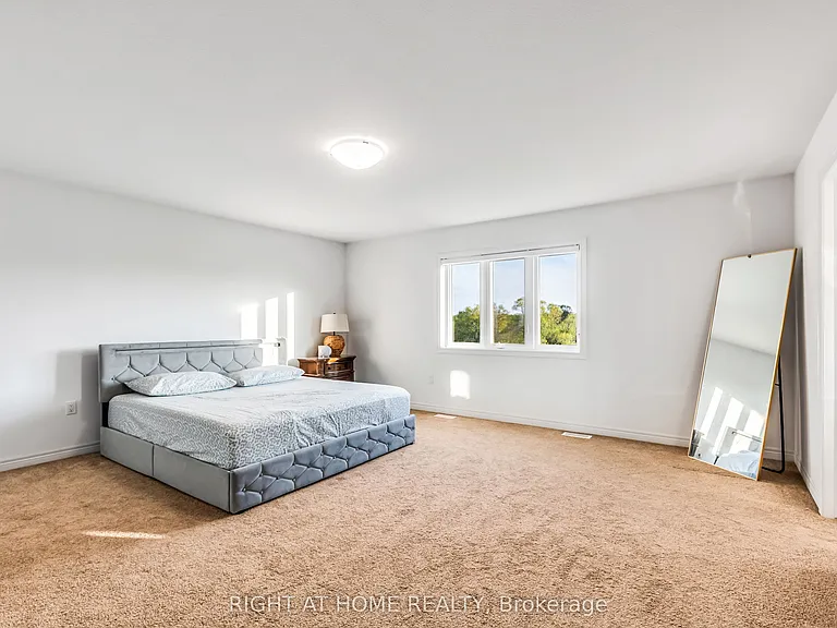 330 Gillespie Dr — Photo 27