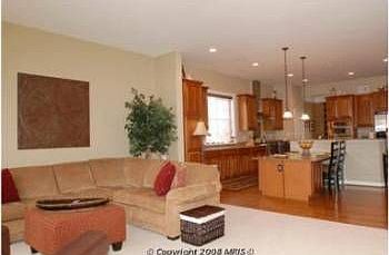 4th image of 43740 Cottett Mill Ct