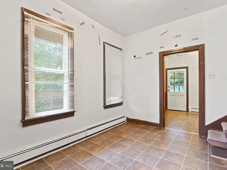 28 N Lehman St — Photo 10