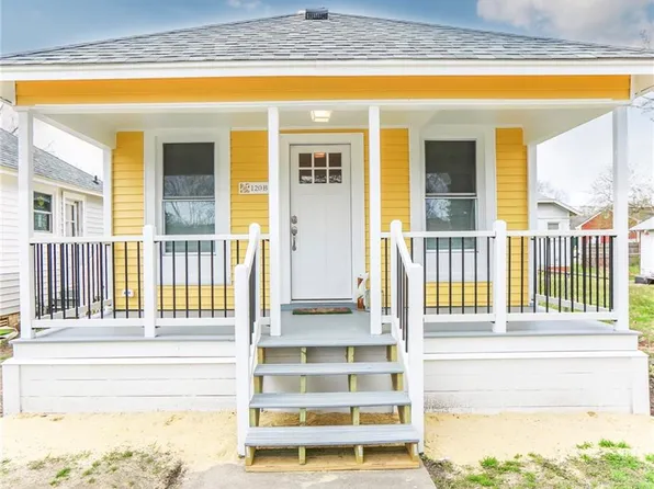 120 N 2nd St #A, Hampton, VA 23664