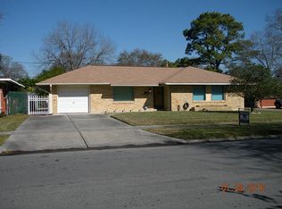 5739 Meadow Creek Ln, Houston, TX 77017