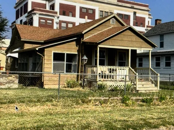109 NE Chandler St, Topeka, KS 66616