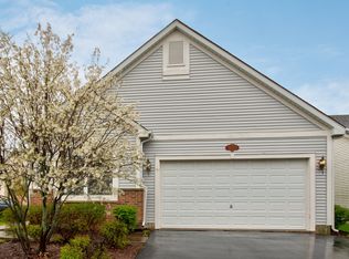 16153 Seneca Lake Cir, Crest Hill, IL 60403