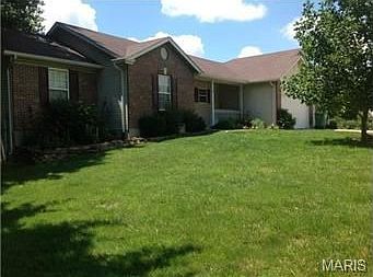 2nd image of 1100 Pinewood Dr