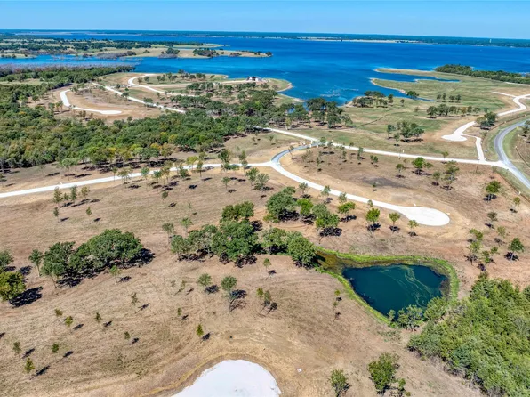 533 Timberland Hts, Windom, TX 75492