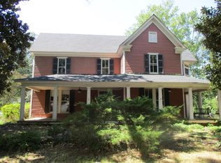 662 S Harper St, Laurens, SC 29360