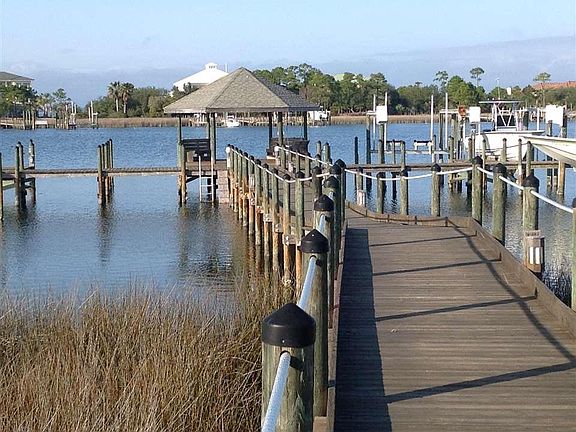 5th image of 30781 Harbour Dr