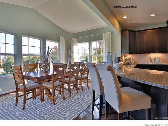 3rd image of 6824 Carradale Way #94
