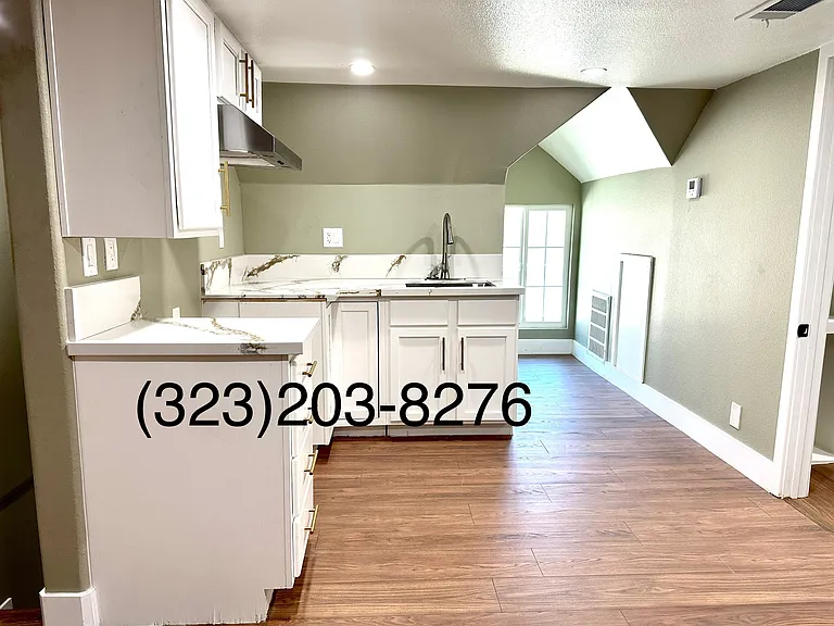 175 E B St #B — Photo 5