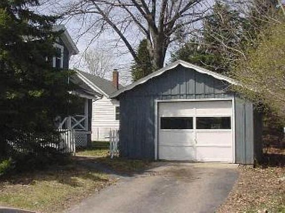 2nd image of 27 E Harvey St #E