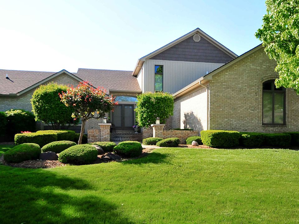 1st image of 68761 Knollwood Grove Ct