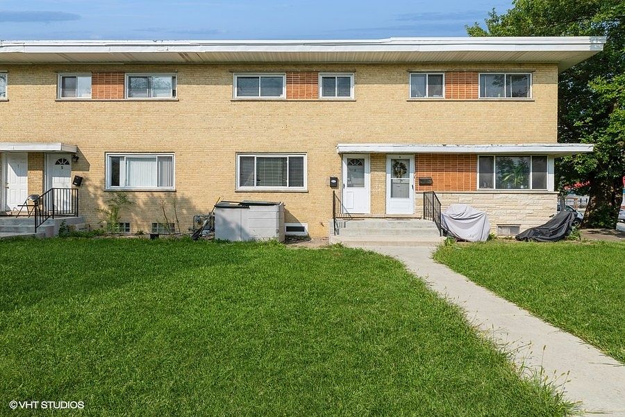 1st image of 3 E Judith Ann Dr #3