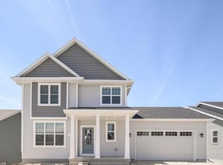 1240 Misty Forest Rd, Sun Prairie, WI 53590