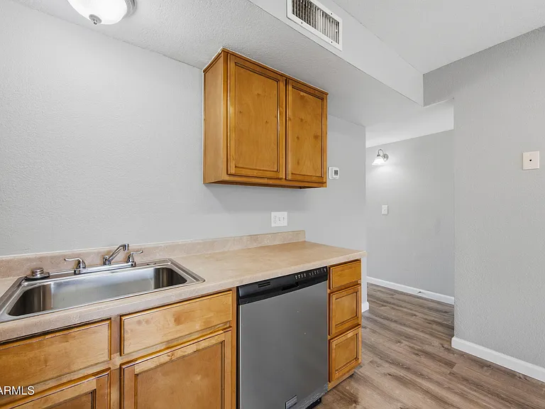 6166 E Glencove St #2 — Photo 8