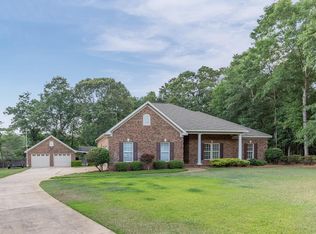 305 Bent Oak Dr, Dothan, AL 36303