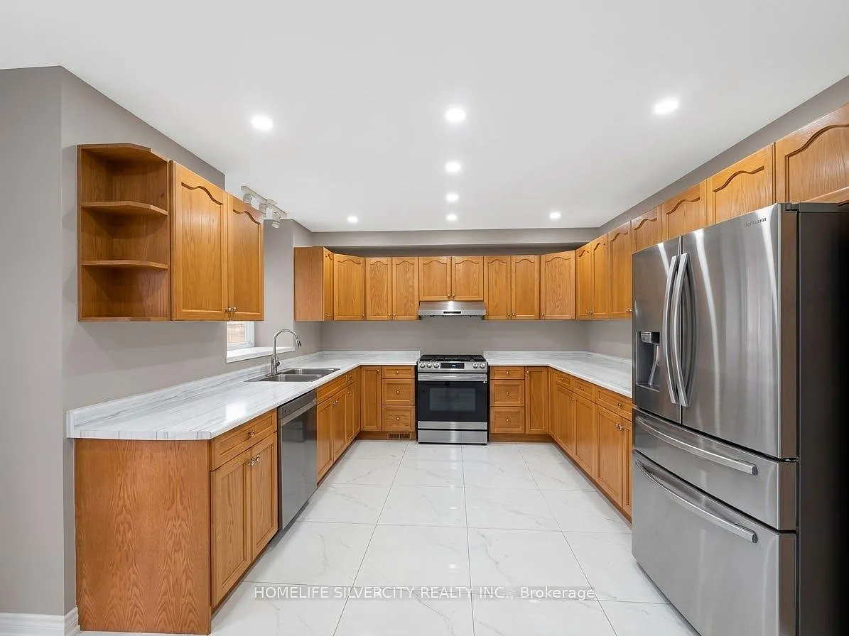 4 bed, $3,000 — Photo 4