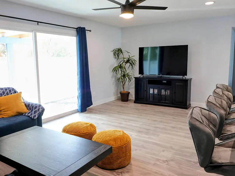 1641 E Fremont Dr — Photo 12