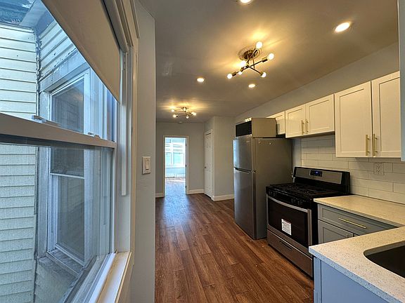 2nd image of 174 Hopkins Ave #3E