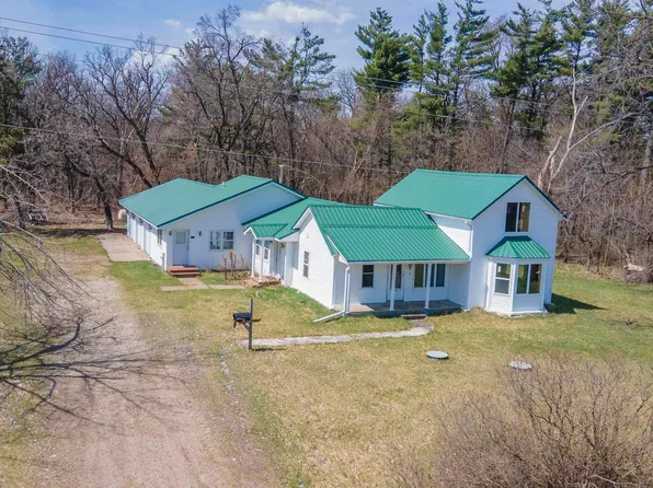 N4721 9th Dr, Hancock, WI 54943